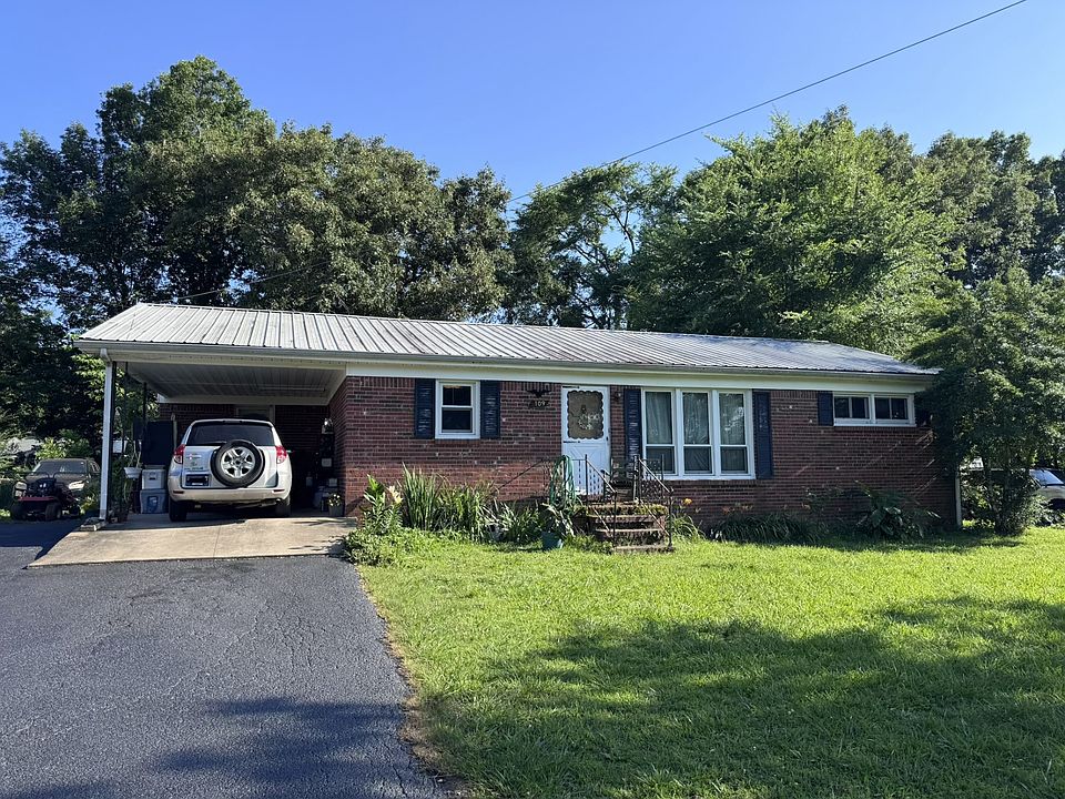 1st image of 109 Dogwood Hills Dr