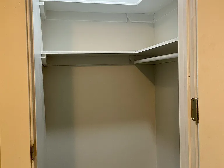 720 S Hickory St — Photo 36