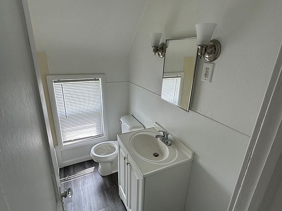 2nd image of 602 E Fisher St APT 3