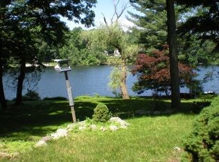 186 Kitchell Lake Dr, West Milford, NJ 07480