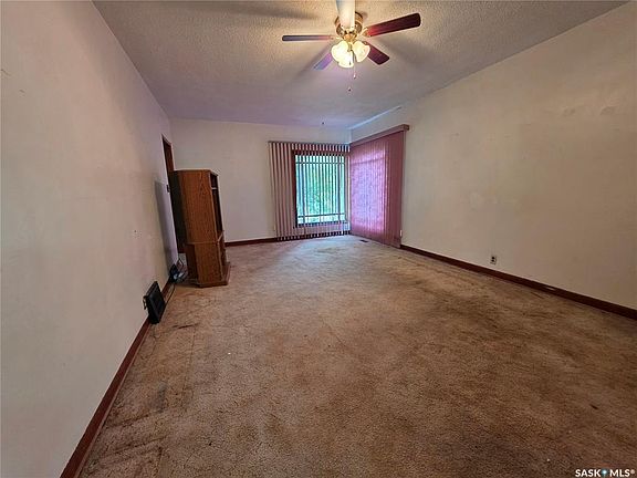 4th image of 534 1st AVENUE NW