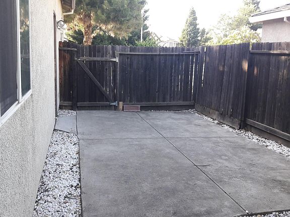 Side Yard, RV accessible