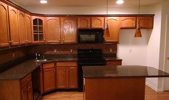 3rd image of 2709 Bachman Dr