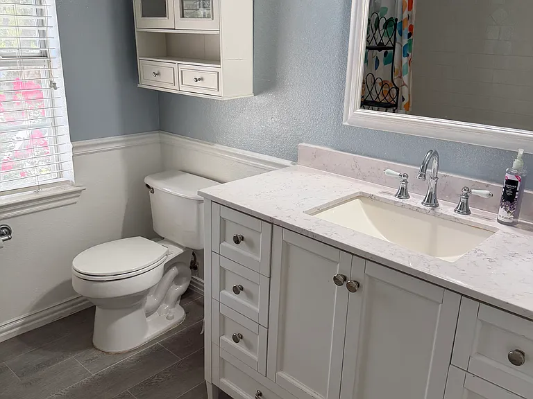 Upstairs hallway Bathroom - closer view. Very spacious bathroom.