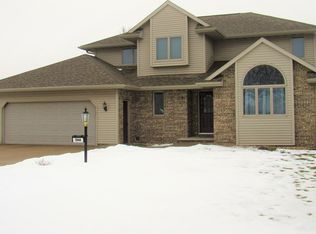 W5944 Tranquil Way, APPLETON, WI 54915