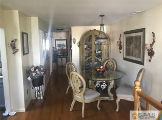 111 Longfellow St, Carteret, NJ 07008