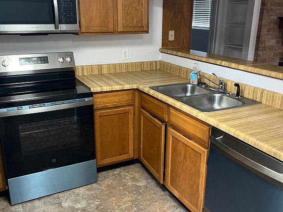5th image of 1712 Lindy Ln