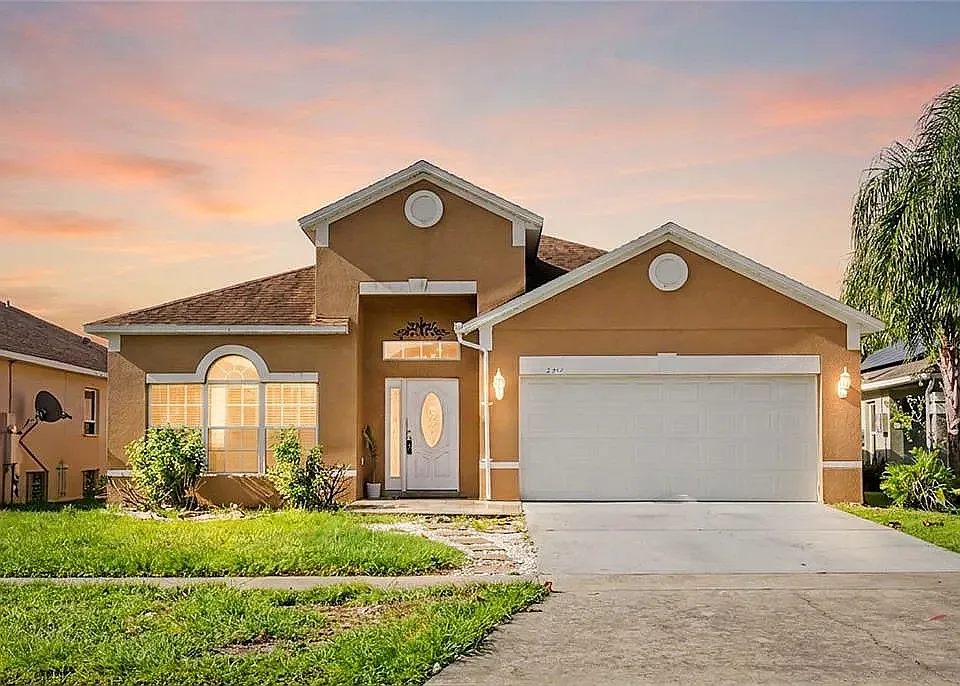 2244 Mallard Creek Cir