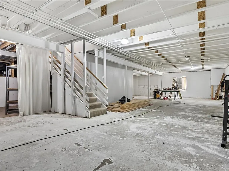 6623 Majestic Way — Photo 27