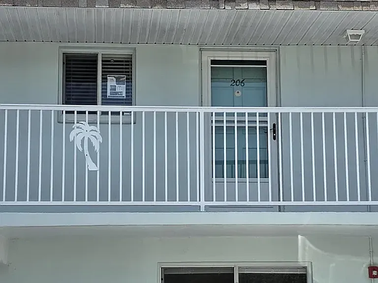 55 Vining Ct #206 — Photo 2