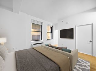 1 West St APT 2421, New York, NY 10004