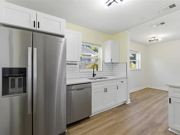 7005 N Duncan Ave #A — Photo 21
