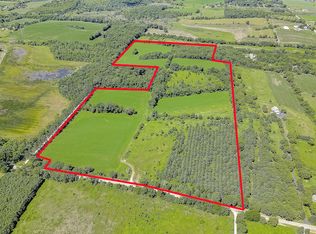 N1159 Franklin Rd, Oconomowoc, WI 53066