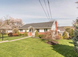 410 Hillside Dr, Hurley, NY 12443