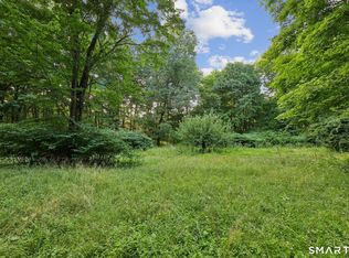 37 & 39 Verville Road, Avon, CT 06001