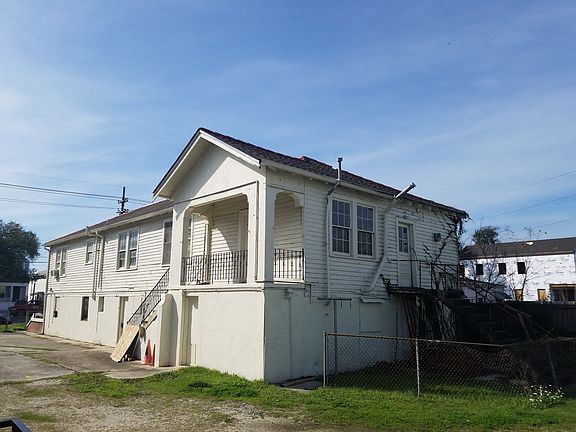2nd image of 2729 Bienville St