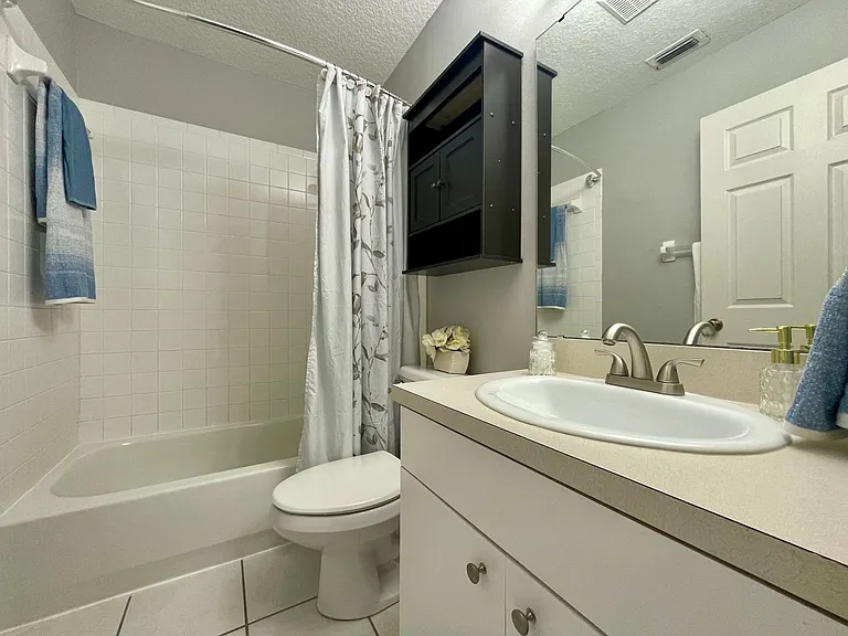 Village Park Townhomes | 2 & 3 Bedroom Apartments in Lady Lake, FL — Photo 51