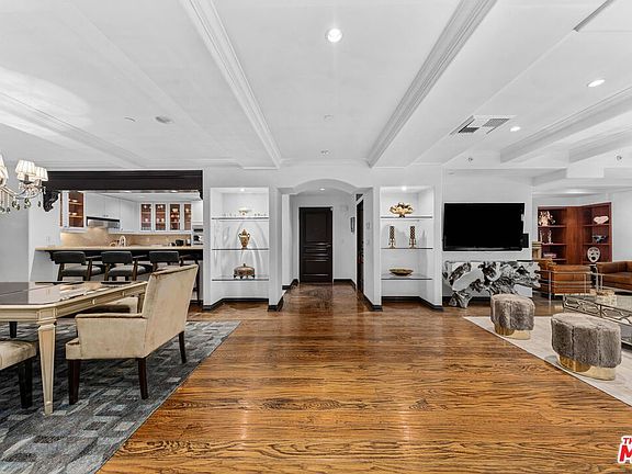 2nd image of 10795 Wilshire Blvd APT 405