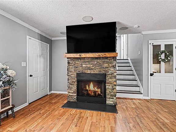 4th image of 1830 Eller Rd