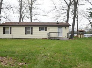 12230 Riverside Dr, White Pigeon, MI 49099