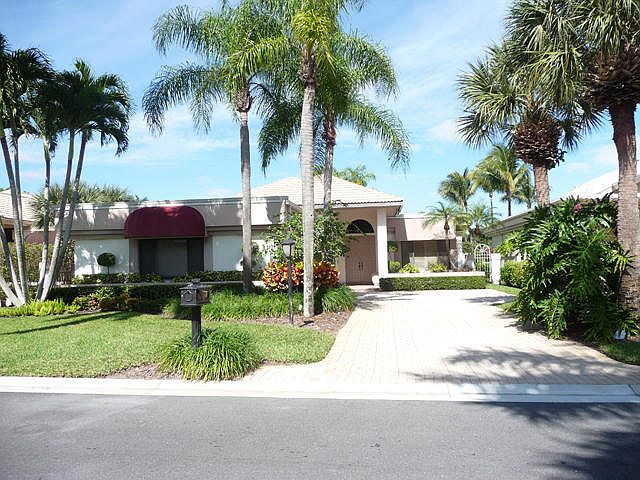 Home For Sale In St Andrews Country Club