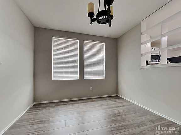 5th image of 3315 Andalusian Dr
