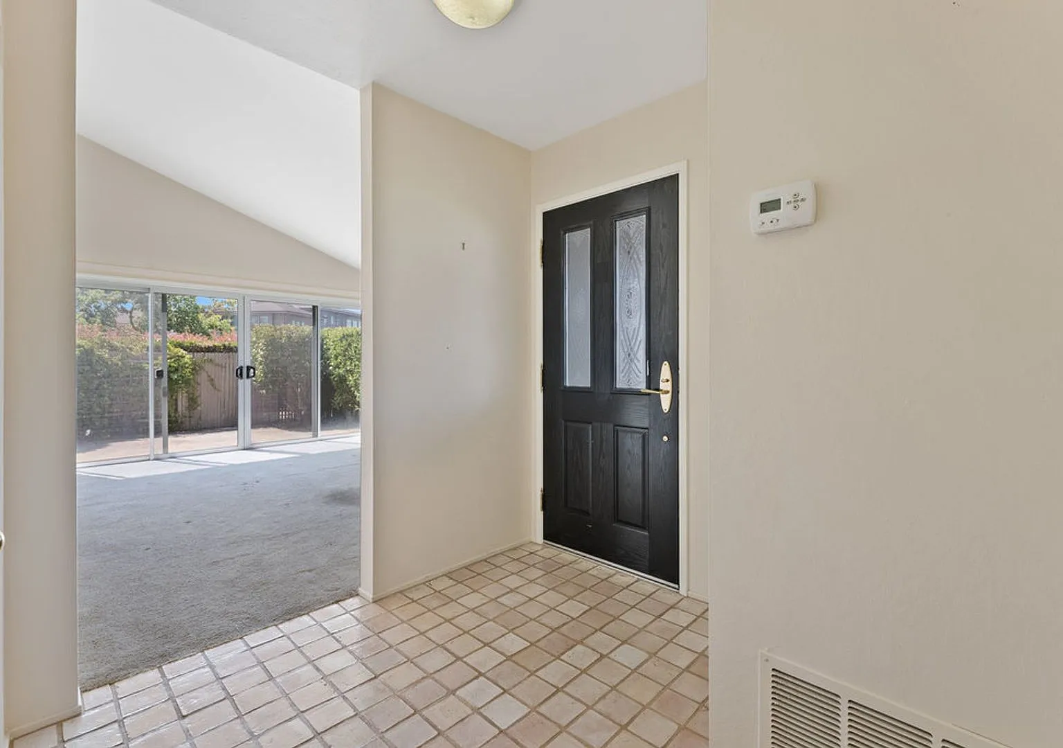 Crown Jewel of the Beachcliff Community Homes — Photo 3