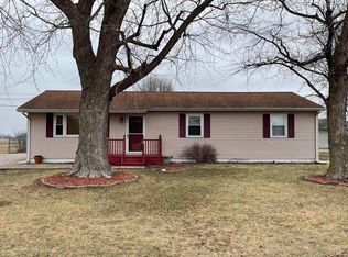 702 S East St, Abingdon, IL 61410