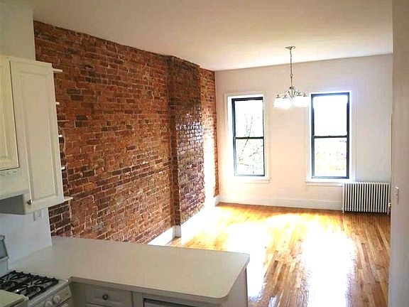 4th image of 1504 8th Ave #4RU