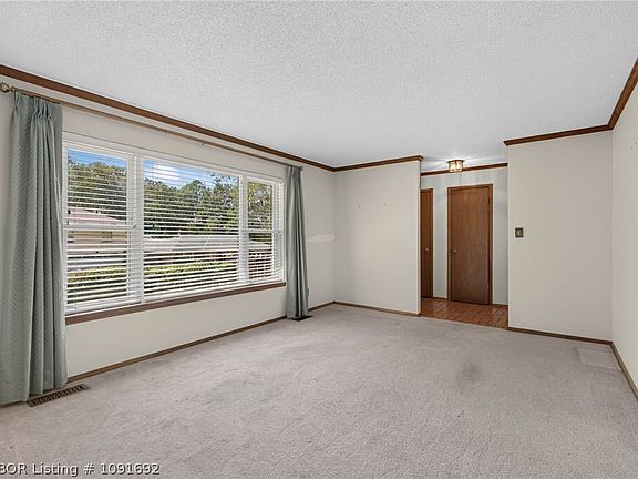 5th image of 7415 Westminster Pl