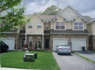 222 Maple Ct, Alburtis, PA 18011