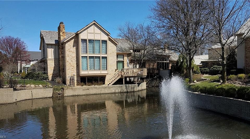 1st image of 23215 Pheasant Ln #6
