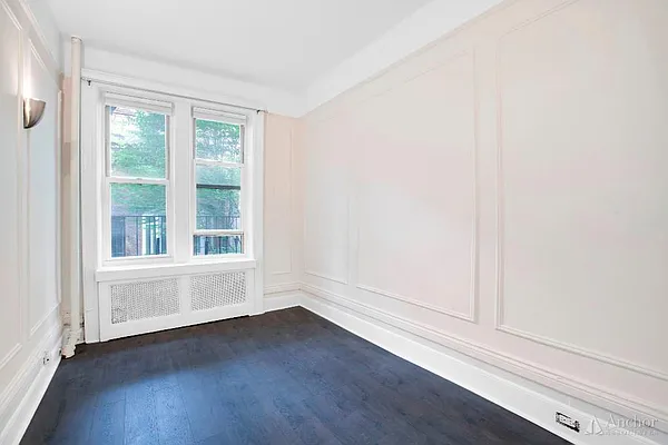 Rented by Anchor Associates | media 18