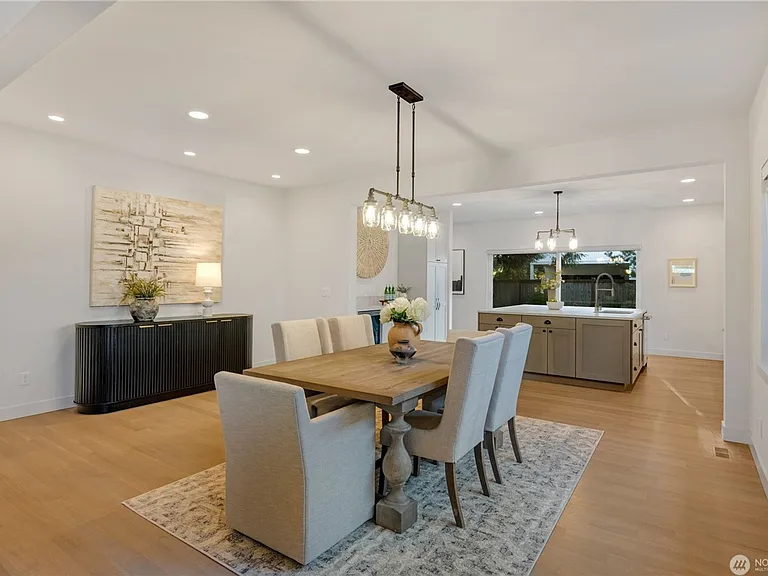 10317 Sand Point Way NE — Photo 11