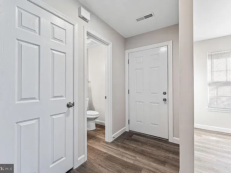 11268 Girven Ct — Photo 16