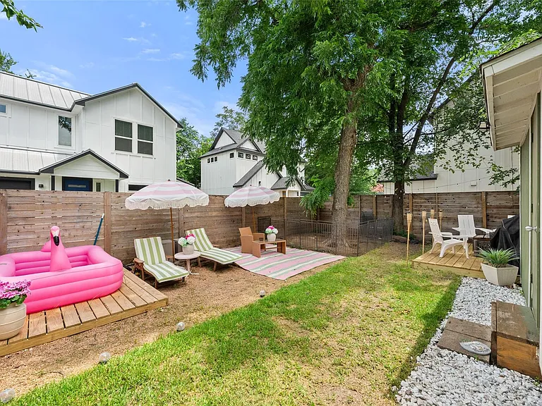 1103 Brass St #A — Photo 22