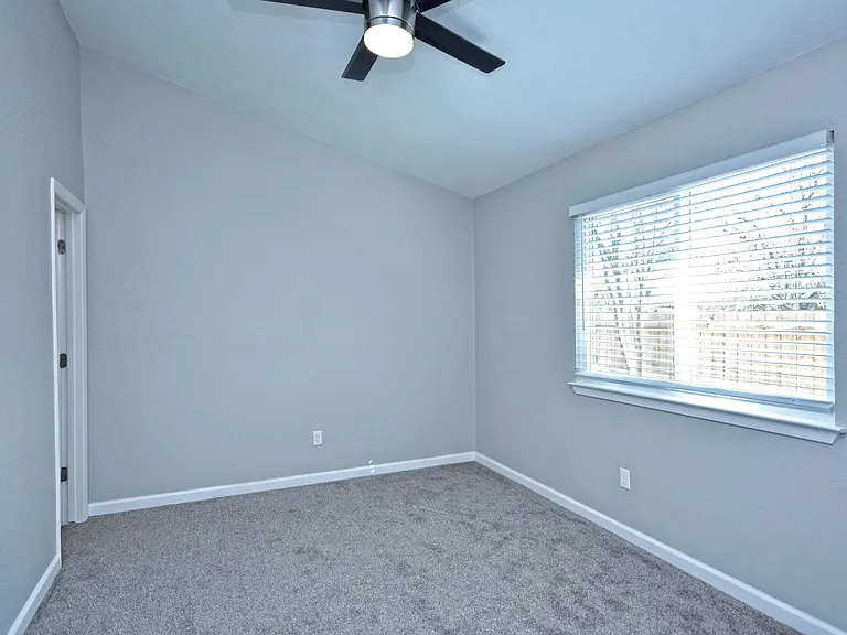 2302 Fuzz Fairway #B — Photo 14