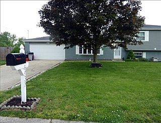 3rd image of 6935 Lancaster Dr