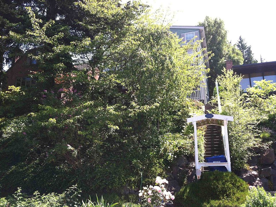 1st image of 4172 42nd Ave NE