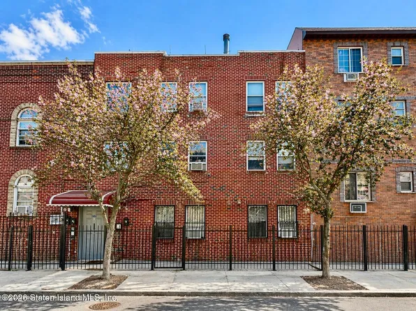 5008 101st St, Corona, NY 11368