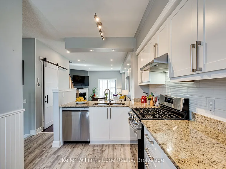 5080 Fairview St #8 — Photo 8