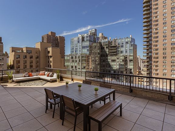 2nd image of 171 E 84th St APT 15G