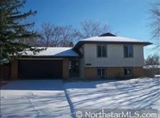 10500 Partridge Cir NW, Coon Rapids, MN 55433