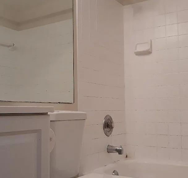 1081 Coral Club Dr — Photo 14