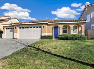 7910 Serenity Falls Rd, Corona, CA 92880