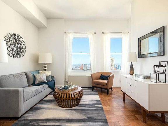 4th image of 20 Exchange Pl APT 1706