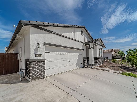 3rd image of 1693 Bullock Dr