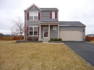 250 Prairie Ridge Dr, Minooka, IL 60447