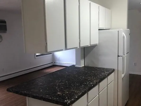 4130 Rahn Rd APT 213, Eagan, MN 55122