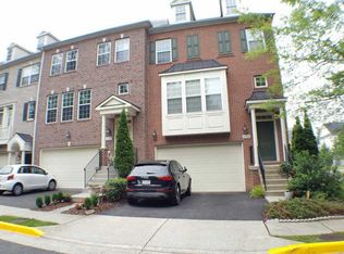 4600 Carisbrooke Ln, Fairfax, VA 22030